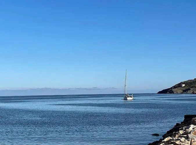Centre 63 M² Avec Terrasse A 3 Minutes Des Plages